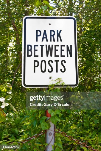 Sign Between Two Posts Park Between Posts Sign High-Res Stock Photo - Getty Images