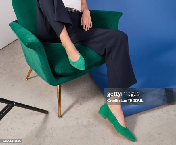 high heels - escarpin à talon photos et images de collection
