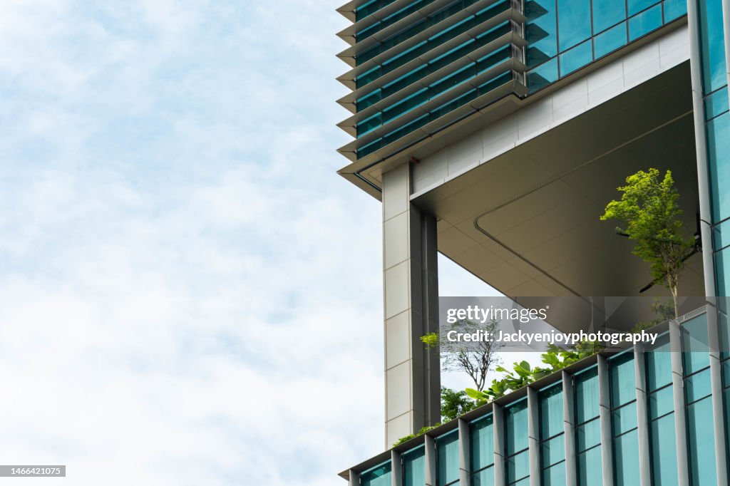 Green building, eco-urban architecture in Singapore