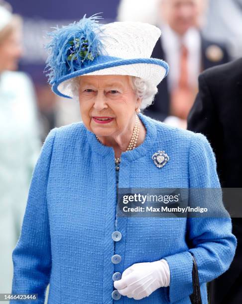 Queen Elizabeth II attends Derby Day during the Investec Derby Festival at Epsom Racecourse on June 4, 2016 in Epsom, England.