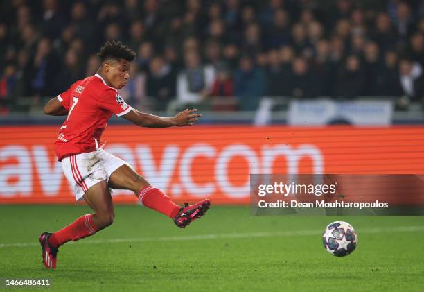 David Neres of Benfica scores their sides second goal during the UEFA Champions League round of 16 match between Club Brugge KV and SL Benfica leg...