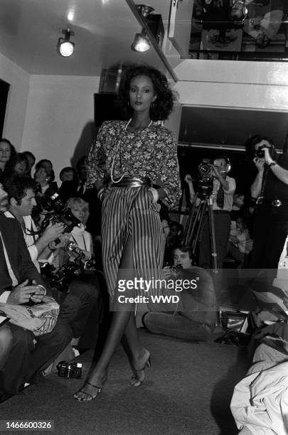 9 Iman Model 1970s Photos and Premium High Res Pictures - Getty Images
