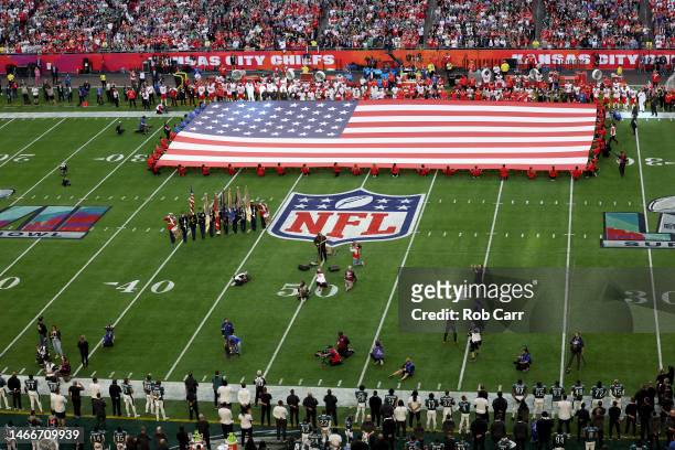 Chris Stapleton performs the national anthem prior to Super Bowl LVII between the Kansas City Chiefs and Philadelphia Eagles at State Farm Stadium on...