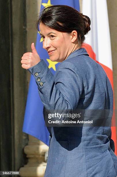 Minister for Equality of Territories and Housing, Cecile Duflot arrives for the weekly cabinet meeting at Elysee Palace on June 22, 2012 in Paris,...