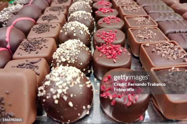 chocolates - milk chocolate truffles stock pictures, royalty-free photos & images