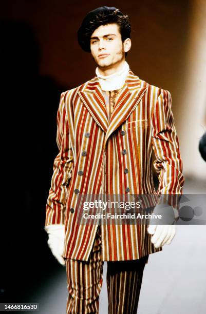 Jean Paul Gaultier Men's Fall 1999 Ready To Wear Runway Show