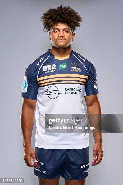 Rob Valetini Rob Valetini poses during the ACT Brumbies 2023 Super Rugby headshots ...