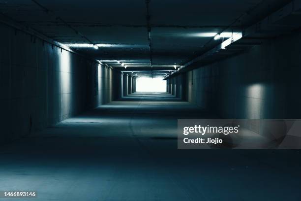 tunnel - high dynamic range imaging stock-fotos und bilder