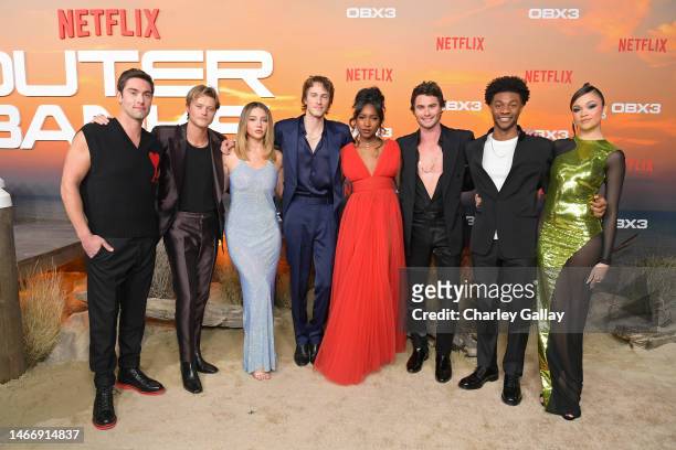Austin North, Rudy Pankow, Madelyn Cline, Drew Starkey, Carlacia Grant, Chase Stokes and Madison Bailey attend the Netflix Premiere of Outer Banks...