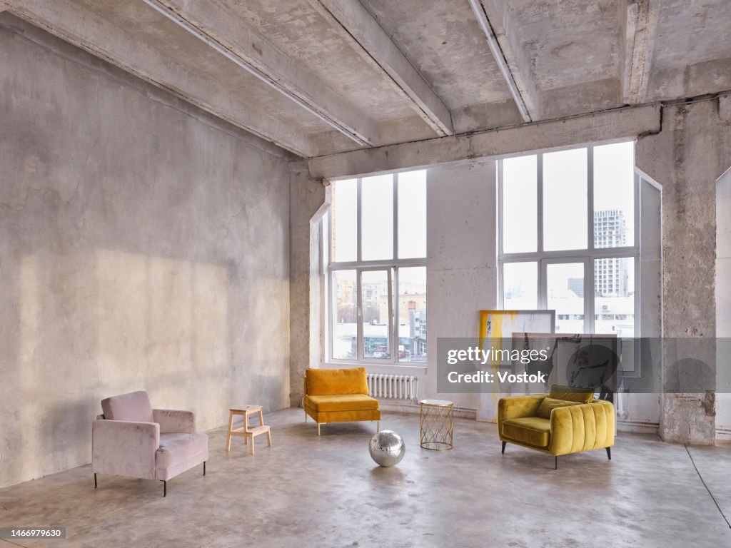 Loft Studio High-Res Stock Photo - Getty Images