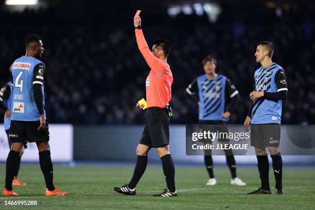 The referee Yudai YAMAMOTO shows an red card to JESIEL of Kawasaki Frontale during the J.LEAGUE Meiji Yasuda J1 1st Sec. Match between Kawasaki...