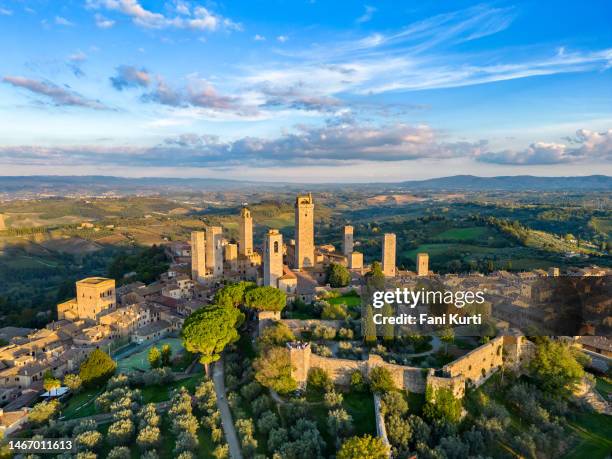 san gimignano - house golden hour stock pictures, royalty-free photos & images