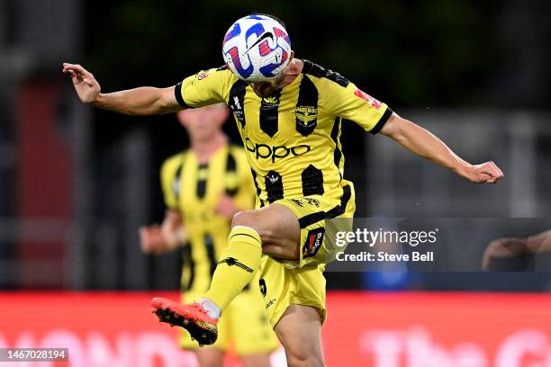 Steven Ugarkovic of the Phoenix heads the ball during the round 17 A-League Men's match between Western United and Wellington Phoenix at University...