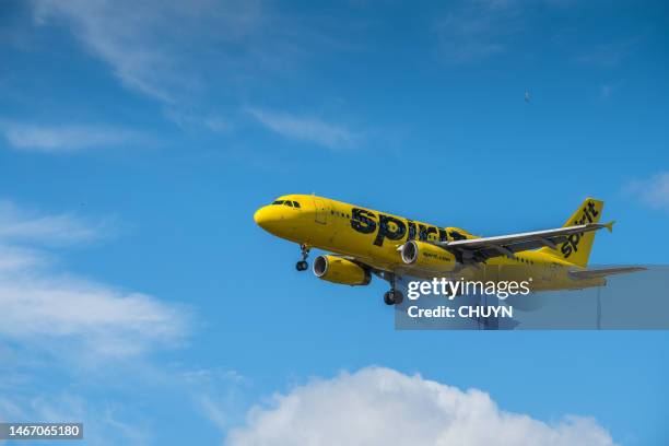 yellow spirit - a320 turbine engine stock pictures, royalty-free photos & images