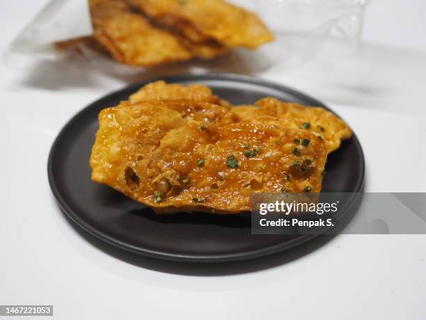 Crispy Mon Roti Crispy Roti Photos and Premium High Res Pictures - Getty Images