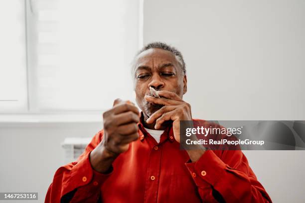 time to light up - human joint stockfoto's en -beelden