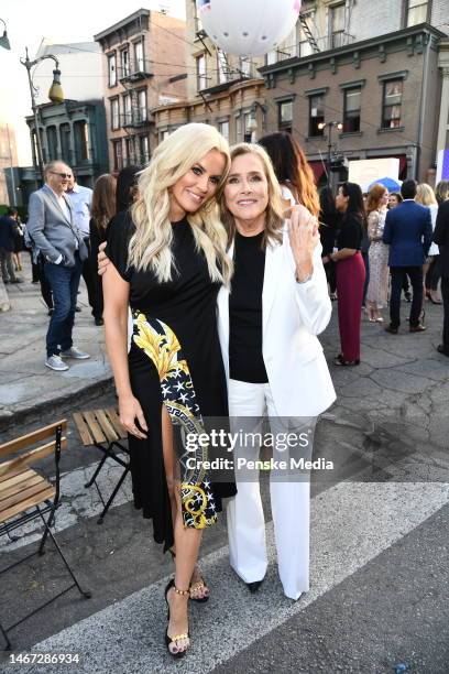 Jenny McCarthy and Meredith Vieira