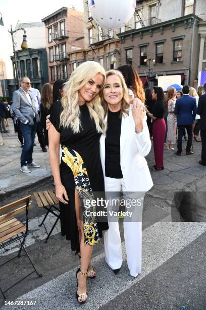 Jenny McCarthy and Meredith Vieira