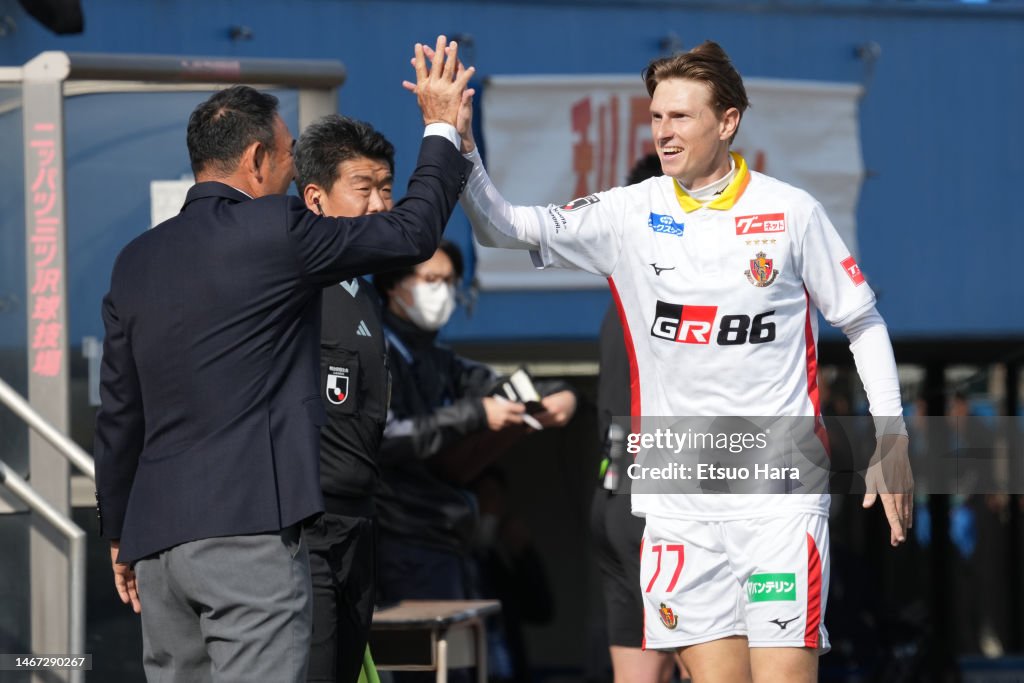 Yokohama FC v Nagoya Grampus - J.LEAGUE Meiji Yasuda J1