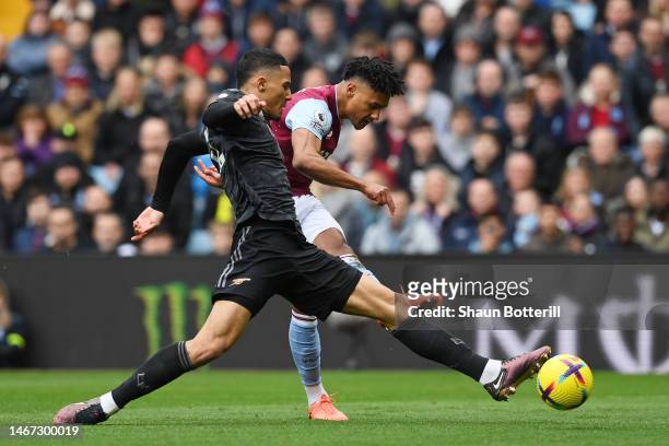 Ollie Watkins of Aston Villa scores the team's first goal during the Premier League match between Aston Villa and Arsenal FC at Villa Park on...