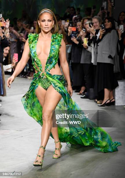 Jennifer Lopez on the catwalk