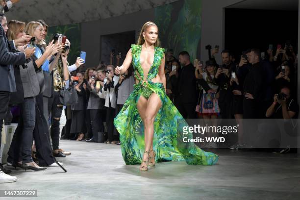 Jennifer Lopez on the catwalk