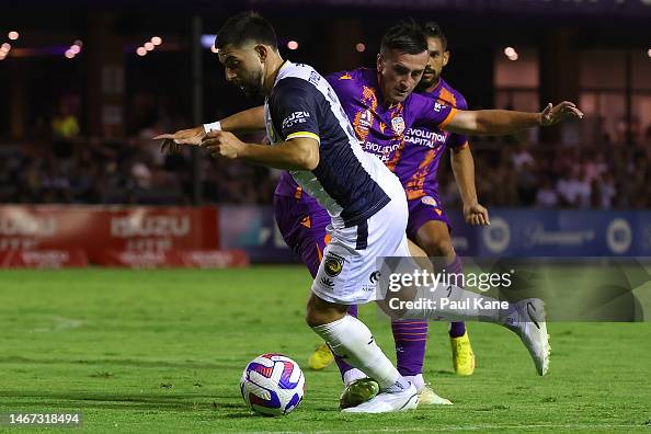 A-League Men's Rd 17 - Central Coast Mariners v Perth Glory A-League Men's Rd 17 - Central Coast Mariners v Perth Glory
