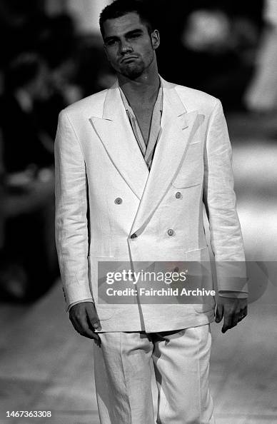 Gianfranco Ferre Menswear Spring 1995 Ready To Wear Collection Runway ...