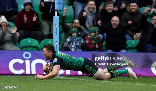 Fraser Dingwall of Northampton Saints dives in to score the match winning try during the Gallagher Premiership Rugby match between Northampton Saints...