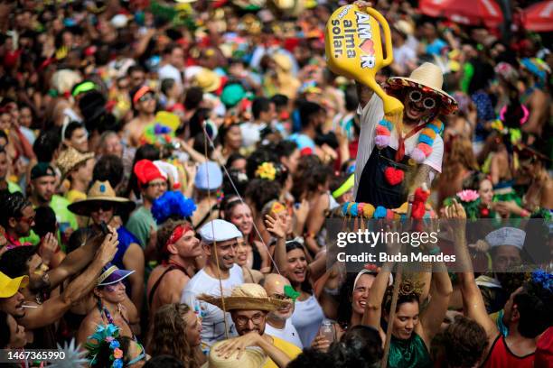 Block Parties Rio 2,323 Carnival Block Stock Photos, High-Res Pictures, and Images ...