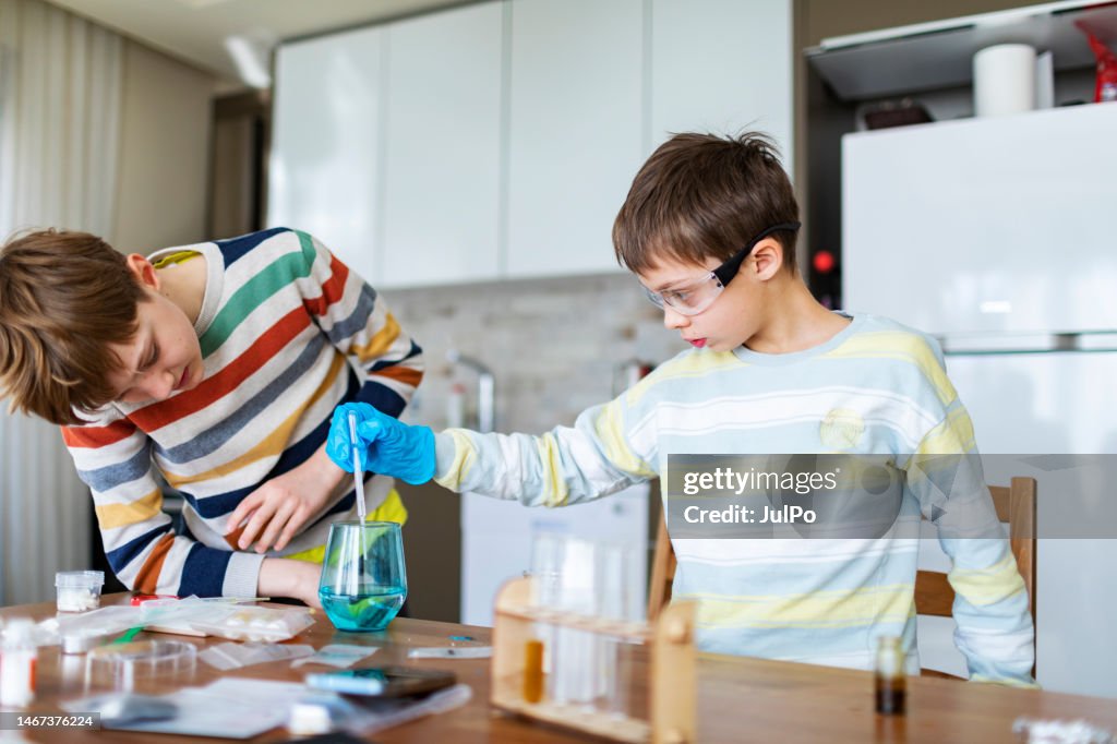 Two Experiments Two Boys Making Science Chemical Experiment At Home High-Res Stock ...