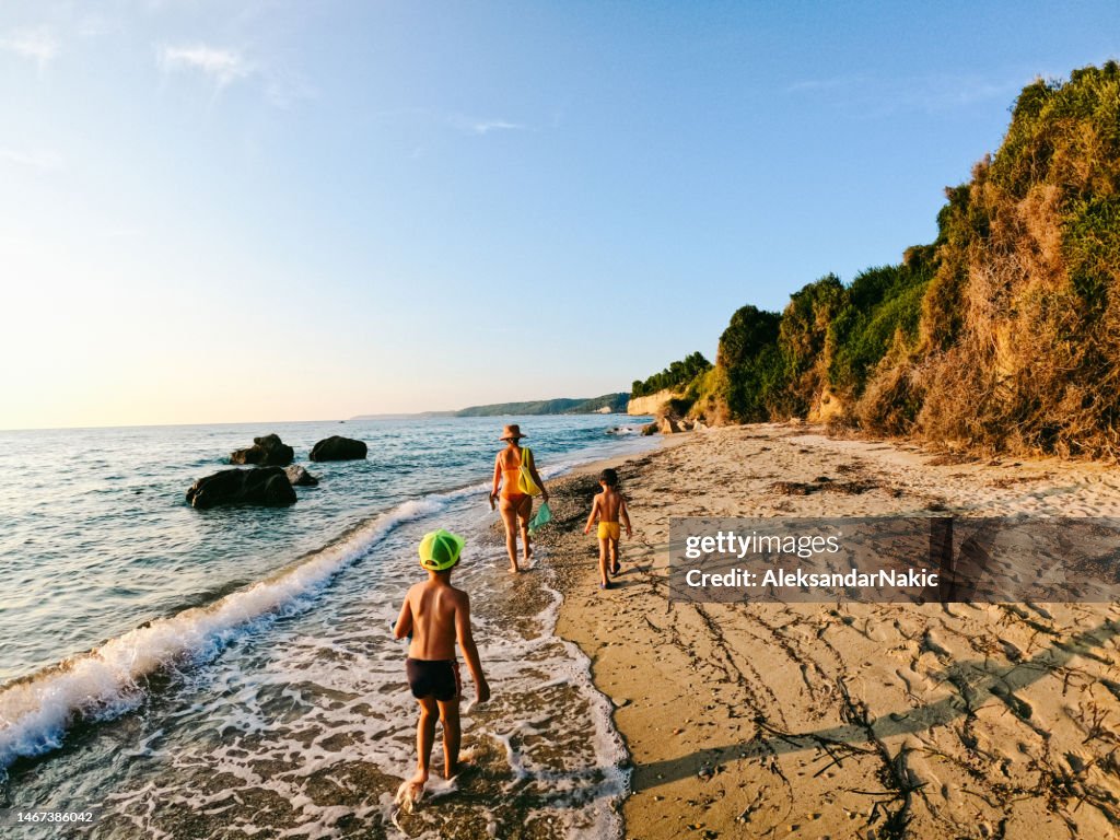 Finding perfect spot at the beach