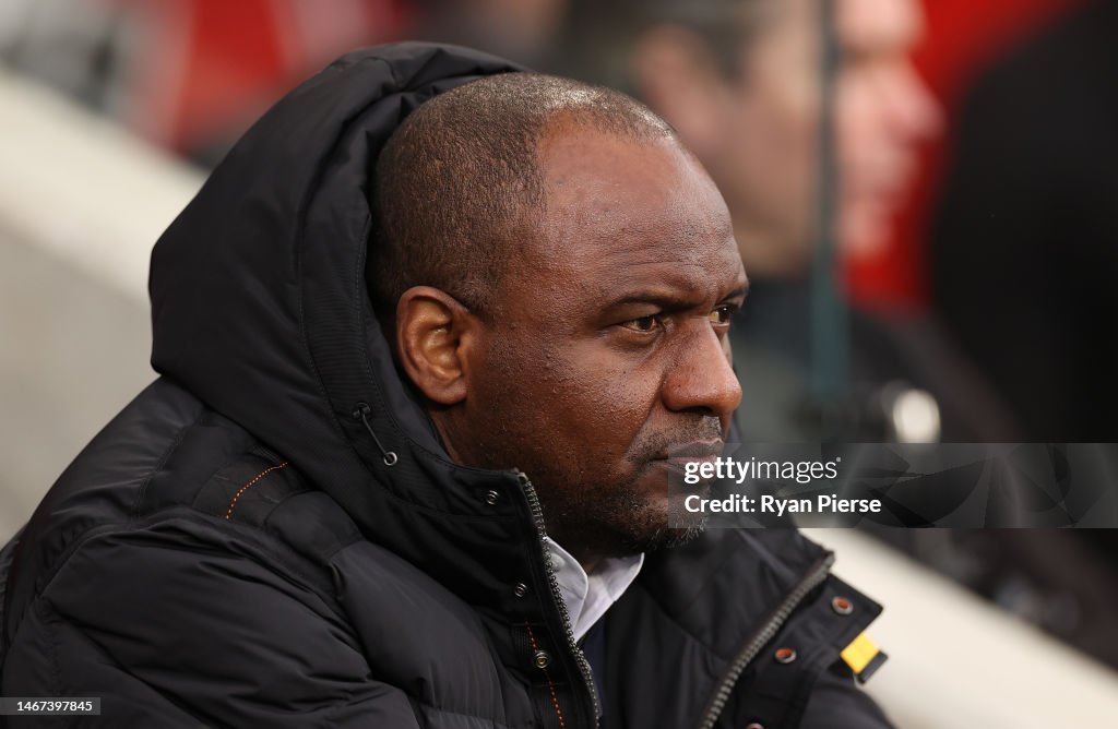 Brentford FC v Crystal Palace - Premier League