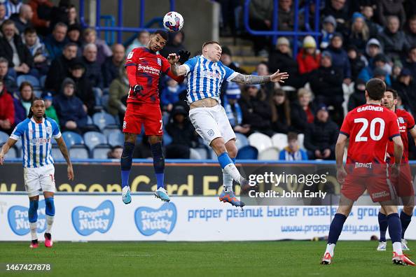 Juninho Bacuna of Birmingham City out jumps Martyn Waghorn of... News