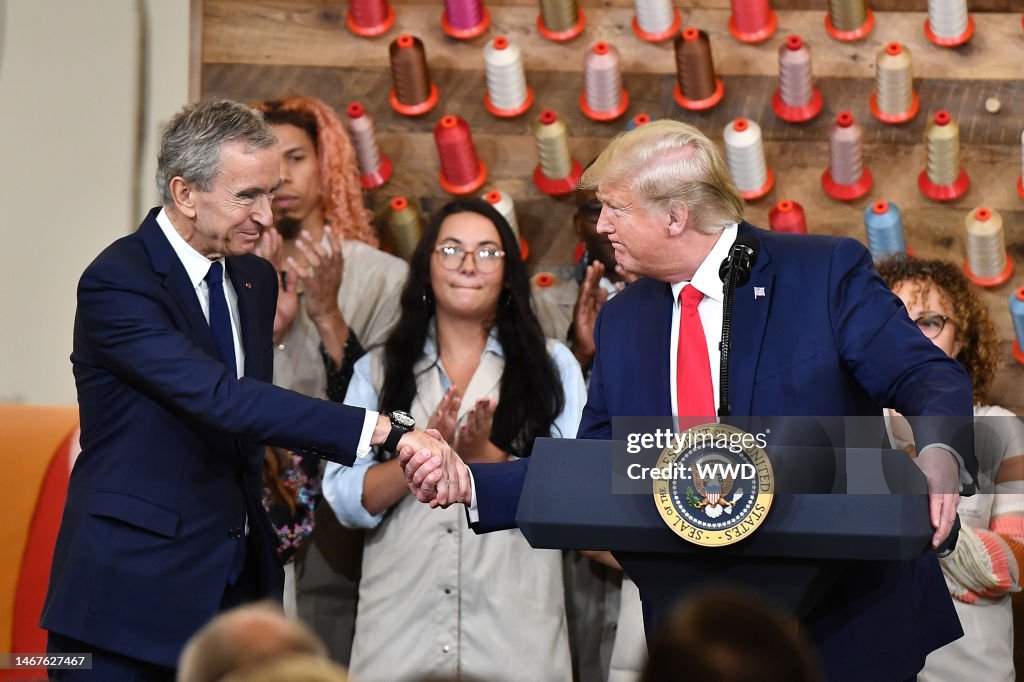 Bernard Arnault and President Donald Trump News Photo - Getty Images