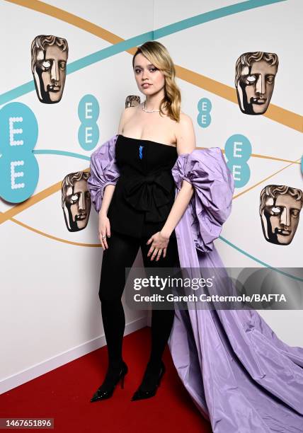 Aimee Lou Wood attends the EE BAFTA Film Awards 2023 at The Royal Festival Hall on February 19, 2023 in London, England.
