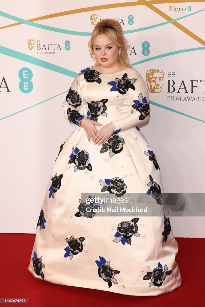 https://media.gettyimages.com/id/1467674297/photo/ee-bafta-film-awards-2023-red-carpet-arrivals.jpg?s=1024x1024&w=gi&k=20&c=in-dc1b2MJS5AIrJofxrJT2knS3ArCRCXIdKXa6NcGk=