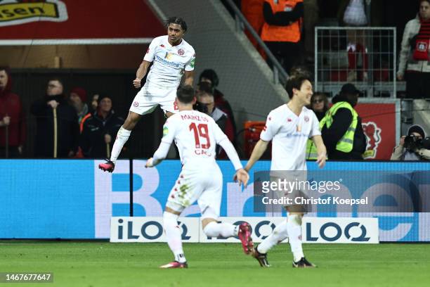 Leandro Barreiro of 1.FSV Mainz 05 celebrates after scoring the team's second goal with teammates during the Bundesliga match between Bayer 04...