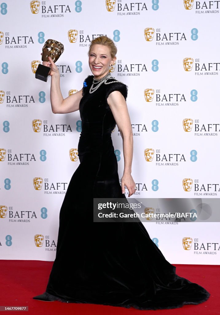 https://media.gettyimages.com/id/1467709877/photo/ee-bafta-film-awards-2023-winners-room.jpg?s=1024x1024&w=gi&k=20&c=jrLOmESWW5YPOJzEHyw0yU7i3OGAUqX3LYxVB0N-Dww=