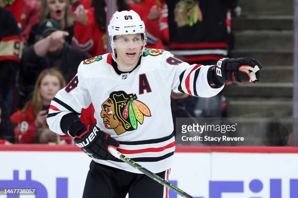 Patrick Kane of the Chicago Blackhawks celebrates his hat trick goal during the second period against the Toronto Maple Leafs at United Center on...
