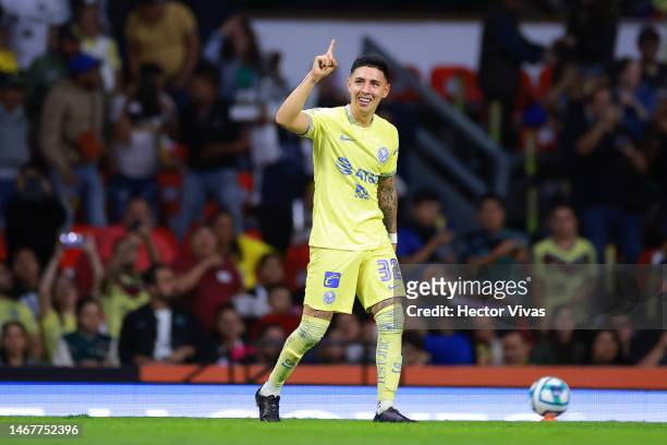 Leonardo Suarez of America celebrates after scoring the team's first goal during the 8th round match between Puebla and Cruz Azul as part of the...