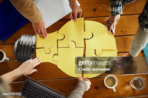 Creating ideas in team! Creating ideas in team!