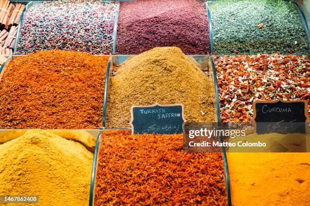 spices for sale at the bazaar, istanbul, turkey - istanbul stock-fotos und bilder