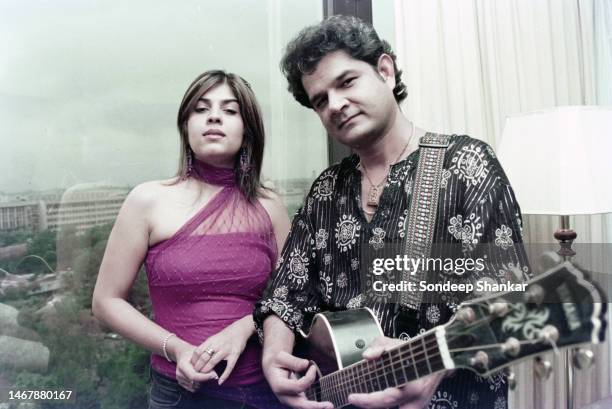 Pakistan music director and singer Mehmood Khan with USA based Indian origin pop singer Rennie Bhammer before recording for their album Rahie in New...