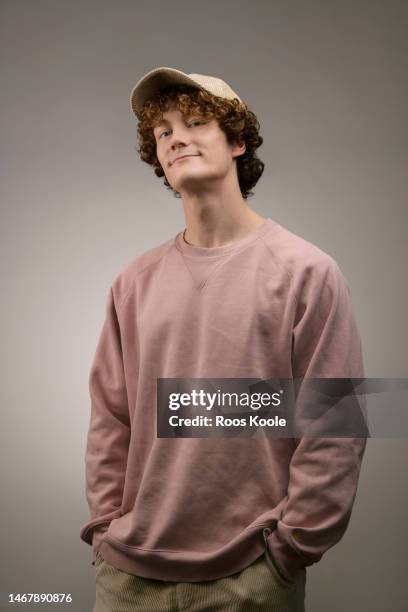 young man - guy with attitude mid shot stock pictures, royalty-free photos & images