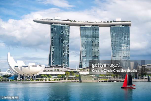 marina bay sands singapur - marina bay sands fotografías e imágenes de stock