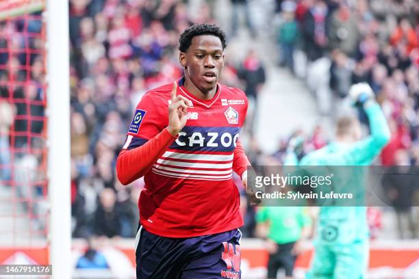 Jonathan David of Lille OSC celebrates after scoring his team's 1st goal l during the Ligue 1 match between Lille OSC and RC Strasbourg at Stade...