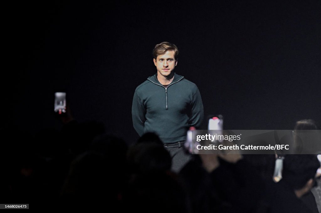 Burberry - Runway - LFW February 2023