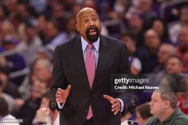 Head coach Mike Woodson of the Indiana Hoosiers reacts against the Northwestern Wildcats at Welsh-Ryan Arena on February 15, 2023 in Evanston,...