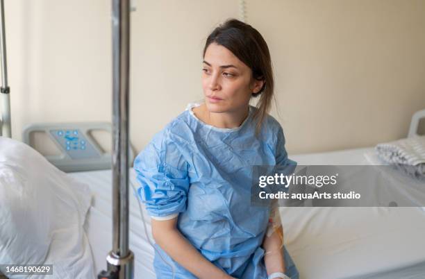 patient woman i̇n hospital room - suicide stock pictures, royalty-free photos & images